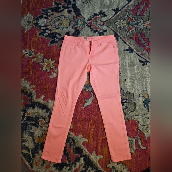 🔥Neon Pink Skinny Jeans🔥 - Picture 1 of 4